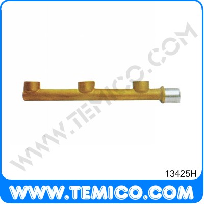 Manifold with three holes (13425H)